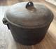 Vtg Cast Iron Dutch Oven Bean Pot With Lid Marked Fbp D Inside Lid Handle Antiqu