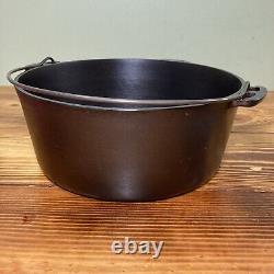 Wagner Cast Iron Drip Drop Baster Roaster Restored Dutch Oven with Lid & Trivet