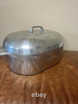 Wagner Ware Magnalite GHC 17 QT Roaster Dutch Oven X-Large with Lid and Trivet