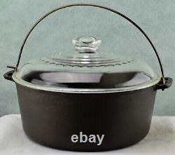 Wagner Ware Sidney O #8 Dutch Oven 1268E with Glass Lid C-8 Stylized Logo