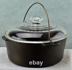 Wagner Ware Sidney O #8 Dutch Oven 1268E with Glass Lid C-8 Stylized Logo