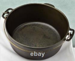 Wagner Ware Sidney O #8 Dutch Oven 1268E with Glass Lid C-8 Stylized Logo