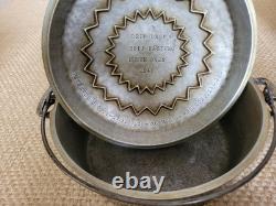 Wagner Ware Sidney O Hammered Aluminum Roaster Dutch Oven W Handle & Lid 3248CM