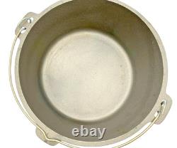 Wenzel Cast Iron 1887 Dutch Oven With Feet Handle, Lid & Cover 12