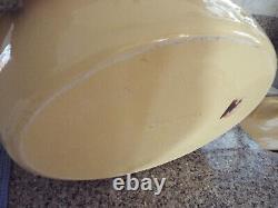 Yellow Calphalon 8qt. Enamel Cast Iron Dutch Oven-Oval Huge! Retired HTF
