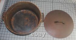 Antique RARE EARLY Wagner Arc Logo #10 Cocotte Néerlandaise avec Couvercle Anneau de Chaleur S'assoit à Plat 1891