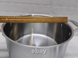 Autocuiseur en acier inoxydable Made In Brand Cookware de 8 qt, faitout Pro Clad avec couvercle, sauteuse et couvercle<br/>	