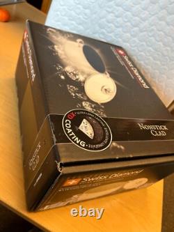 Casserole en fonte revêtue antiadhésive Swiss Diamond 9.5 avec couvercle en verre SDP31 dans une boîte de vente au détail