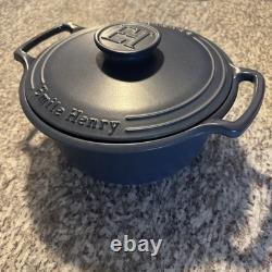 Cocotte En Fonte Emile Henry 4,5 Quart Avec Couvercle, Céramique, Fabriquée À La Main En France, Bleu Mat