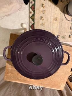 Cocotte Ronde en Fonte Émaillée Violet Le Creuset 22 cm