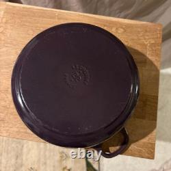 Cocotte Ronde en Fonte Émaillée Violet Le Creuset 22 cm