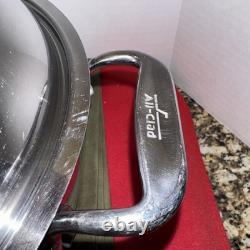 Cocotte en acier inoxydable All-Clad D33 de 5,5 qt avec couvercle en dôme