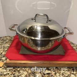 Cocotte en acier inoxydable All Clad D5 de 5,5 qt avec couvercle en dôme