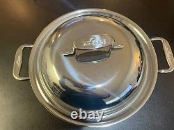 Cocotte en acier inoxydable poli All-Clad D3 avec couvercle en dôme D5 de 5,5 quarts