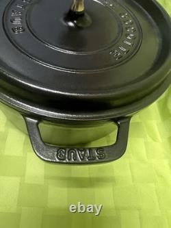 Cocotte en fonte 4 qt ronde, fabriquée en France, pour 3-4 personnes, noir mat