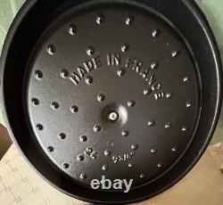 Cocotte en fonte STAUB 4 qt - Eucalyptus - Neuve - Livraison gratuite