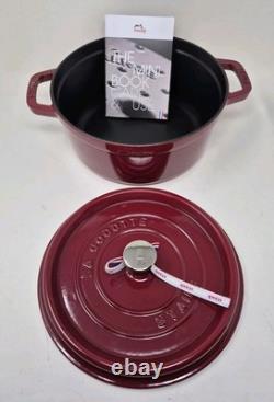Cocotte en fonte STAUB de 4 qt, ronde, Bordeaux