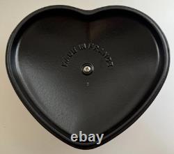 Cocotte en fonte Staub 1,75 qt, en forme de cœur, faitout cerise Valentine's rouge