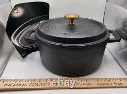 Cocotte en fonte Staub 2Qt ronde 7 pouces La Cocotte noire # 18 France rare