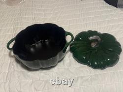 Cocotte en fonte Staub 3,5 qt, Citrouille, avec bouton en acier inoxydable, Basilic