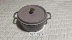Cocotte en fonte Staub 4 qt, ronde, lilas
