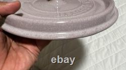 Cocotte en fonte Staub 4 qt, ronde, lilas