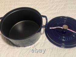 Cocotte en fonte Staub 7 qt, ronde, bleu foncé