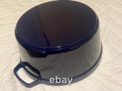 Cocotte en fonte Staub 7 qt, ronde, bleu foncé