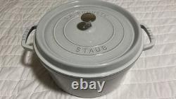 Cocotte en fonte Staub 7 qt, ronde, truffe blanche