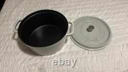 Cocotte en fonte Staub 7 qt, ronde, truffe blanche