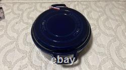 Cocotte en fonte Staub 7qt, ronde, avec grill - Bleu foncé