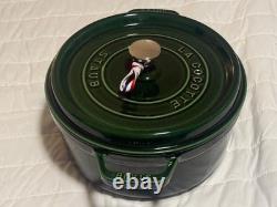 Cocotte en fonte Staub de 4 qt, ronde, basilic