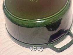 Cocotte en fonte Staub de 4 qt, ronde, basilic