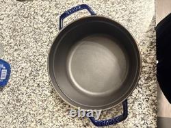 Cocotte en fonte Staub de 5,5 qt, ronde, bleue