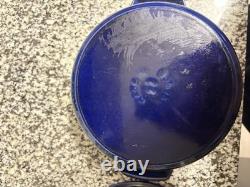 Cocotte en fonte Staub de 5,5 qt, ronde, bleue