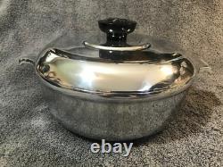 Cocotte en fonte Wagner Ware Magnalite 2 quarts nettoyée et polie avec couvercle 4054