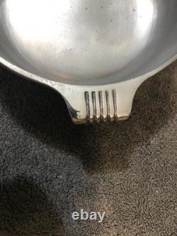 Cocotte en fonte Wagner Ware Magnalite 2 quarts nettoyée et polie avec couvercle 4054