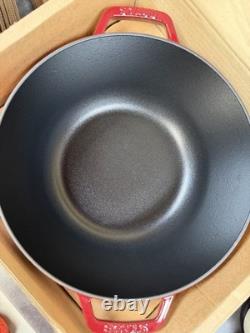 Cocotte en fonte émaillée Staub 5 qt #26 Fabriquée en France Rouge Ronde
