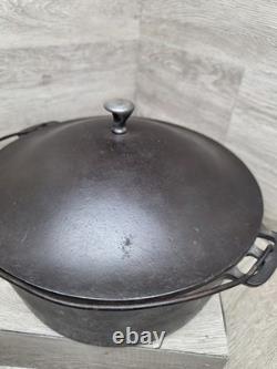 Cocotte en fonte ronde WAGNER WARE avec couvercle sifflant, n° 10, vintage
