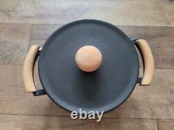 Cocotte en fonte vintage Richard Nissen M4313 avec couvercle en teck Danemark