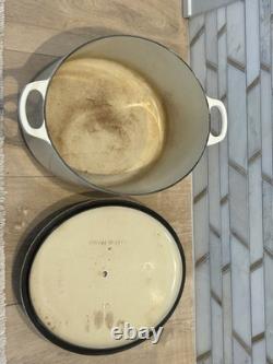 Cocotte ovale en fonte Le Creuset 31 avec couvercle Meringue 6-3/4 Qt