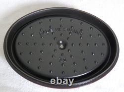 Cocotte ovale en fonte émaillée rouge Staub 4 QT #29 neuve avec couvercle cookware