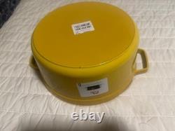 Cocotte ronde en fonte Staub 5,5 qt, Citron