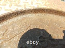 Couvercle en fonte ornée rare POCASSET No 4 NEW YORK 12 pouces, poêle ou cocotte