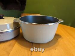 Cuisine Vintage Foire KF 12 Pot en Aluminium Coulé et Poêle avec Couvercle