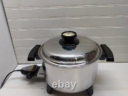 Cuisinière en acier inoxydable Americraft 5 Qt avec couvercle électrique en fonte émaillée