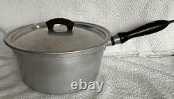 Ensemble Vintage de 4 Casseroles Wear Ever : 1 Faitout avec Couvercle et 3 Casseroles avec 2 Couvercles