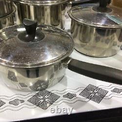 Ensemble de 16 pièces de casseroles en acier inoxydable Sears Heat Core avec couvercle, casserole, bain-marie et cocotte.