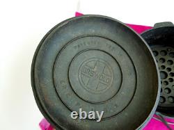 Fait en fonte Vintage Griswold No 8 Tite-Top Dutch Oven #833 avec couvercle et trivet