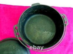 Fait en fonte Vintage Griswold No 8 Tite-Top Dutch Oven #833 avec couvercle et trivet